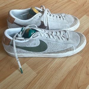 Low top Nike Blazers